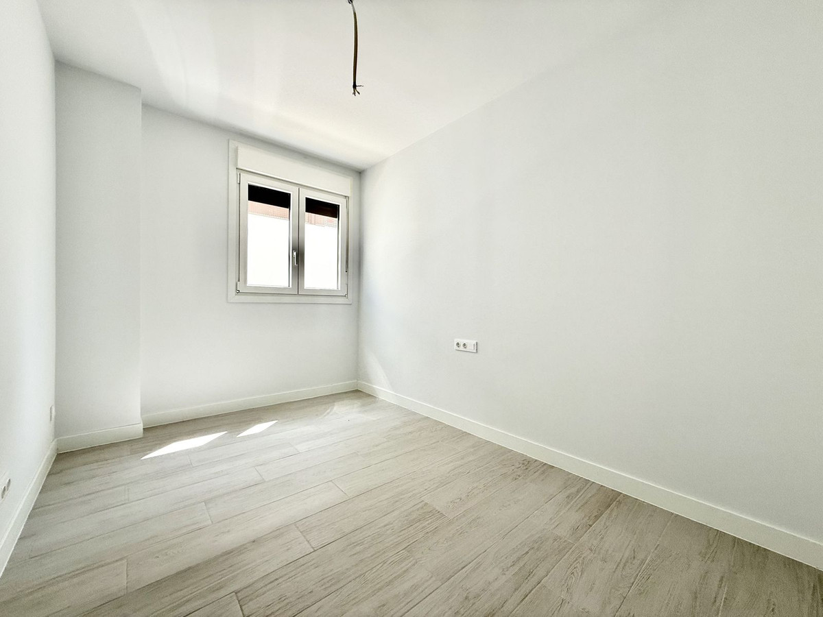 Appartement te koop in Estepona | 3 slaapkamers H5104048