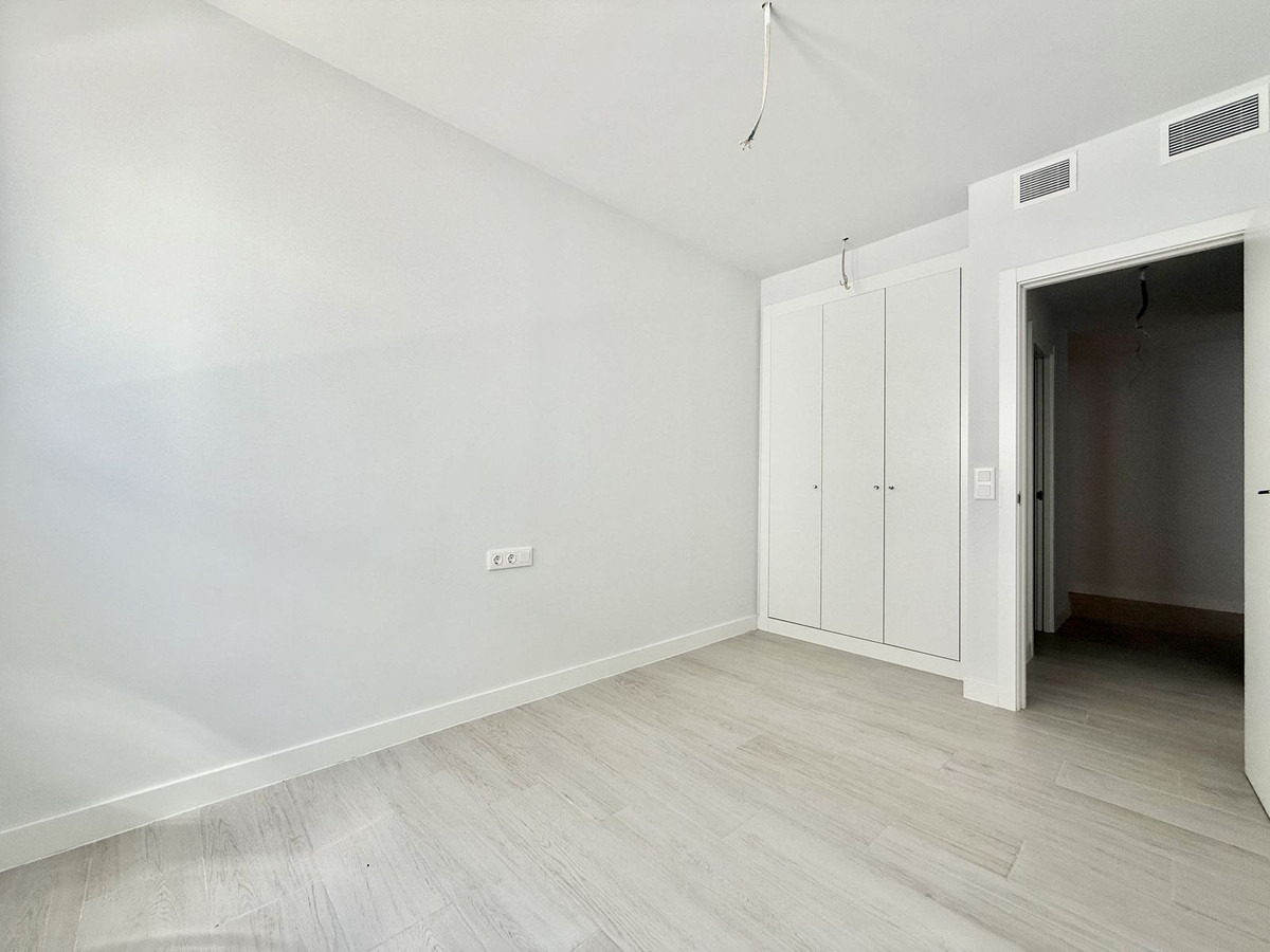 Appartement te koop in Estepona | 3 slaapkamers H5104048