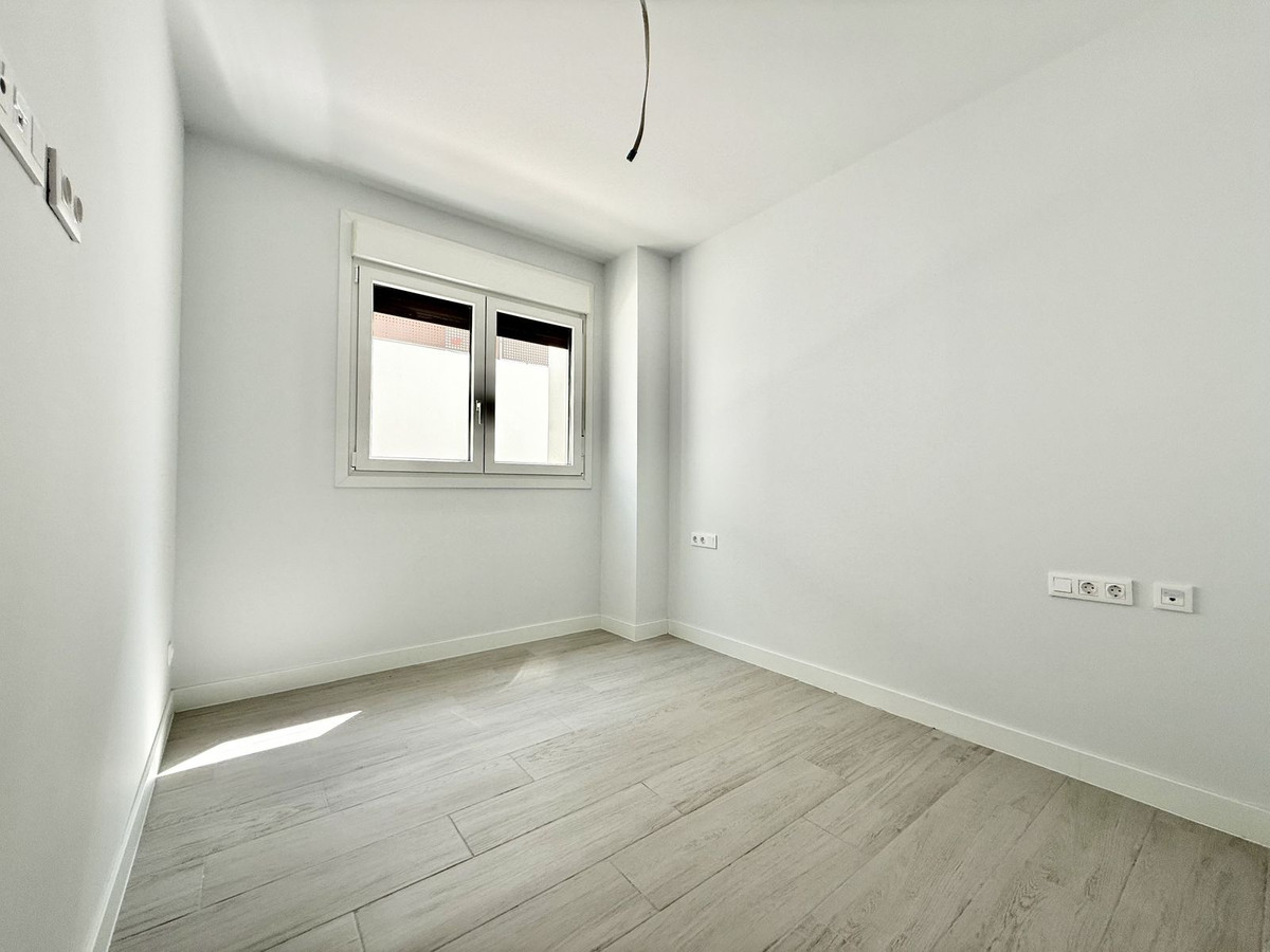 Appartement te koop in Estepona | 3 slaapkamers H5104048