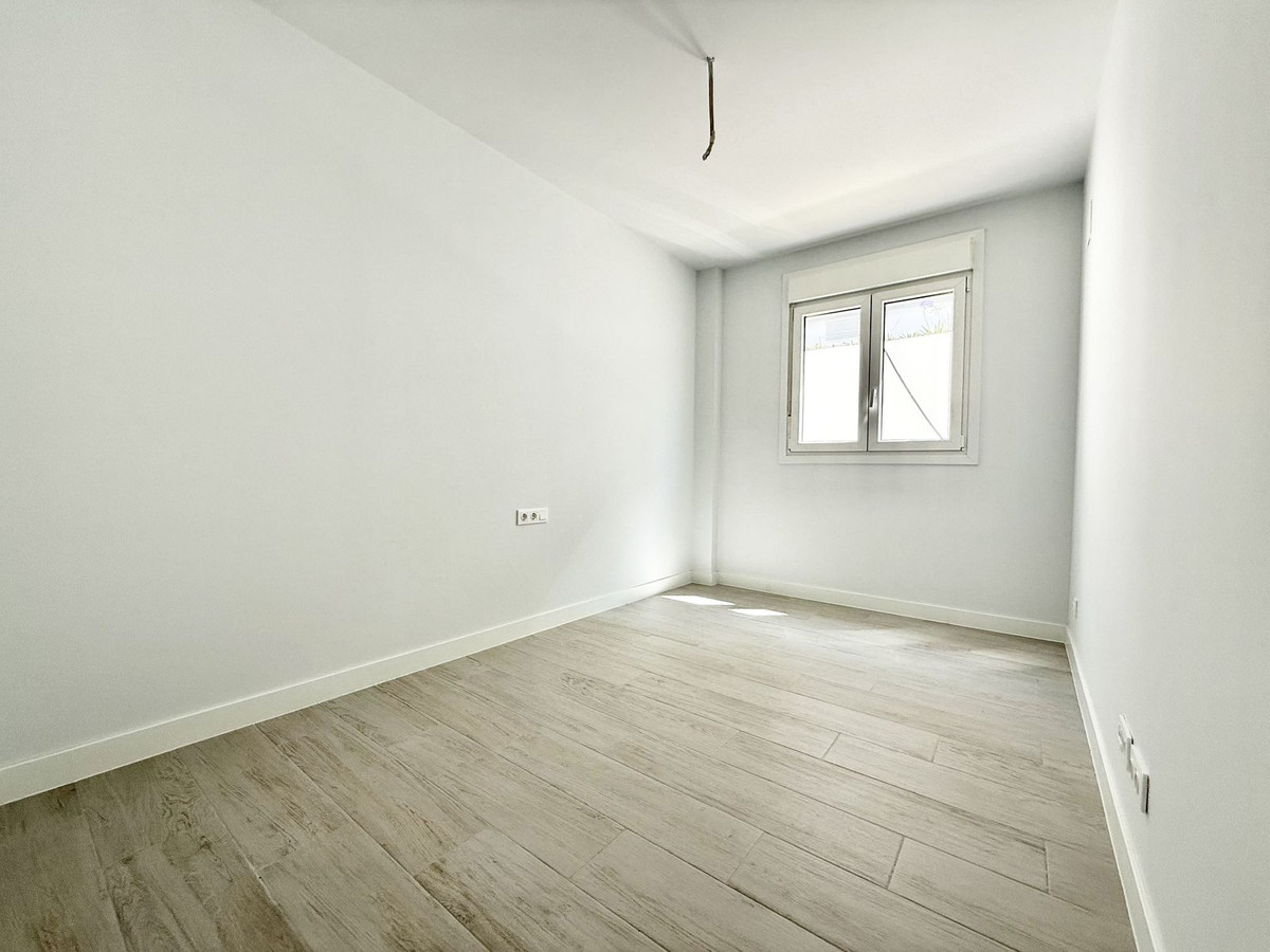 Appartement te koop in Estepona | 3 slaapkamers H5104048