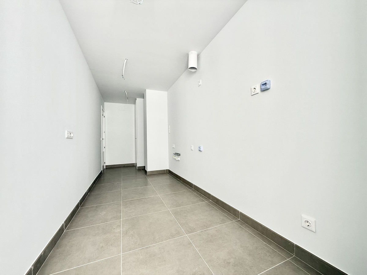 Appartement te koop in Estepona | 3 slaapkamers H5104048