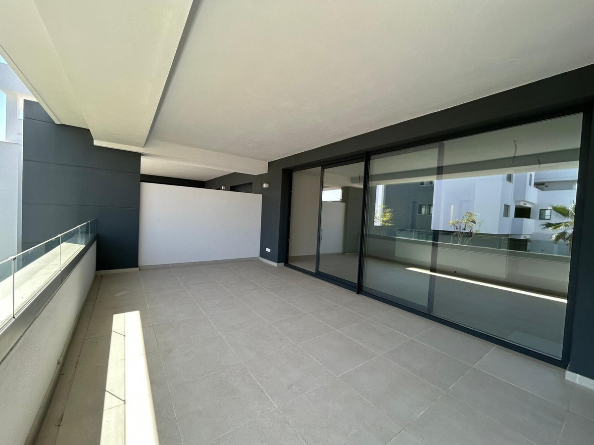 Appartement te koop in Estepona | 3 slaapkamers H5104318