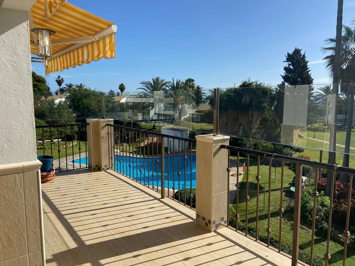 Appartement te koop in Estepona | 4 slaapkamers H5104891