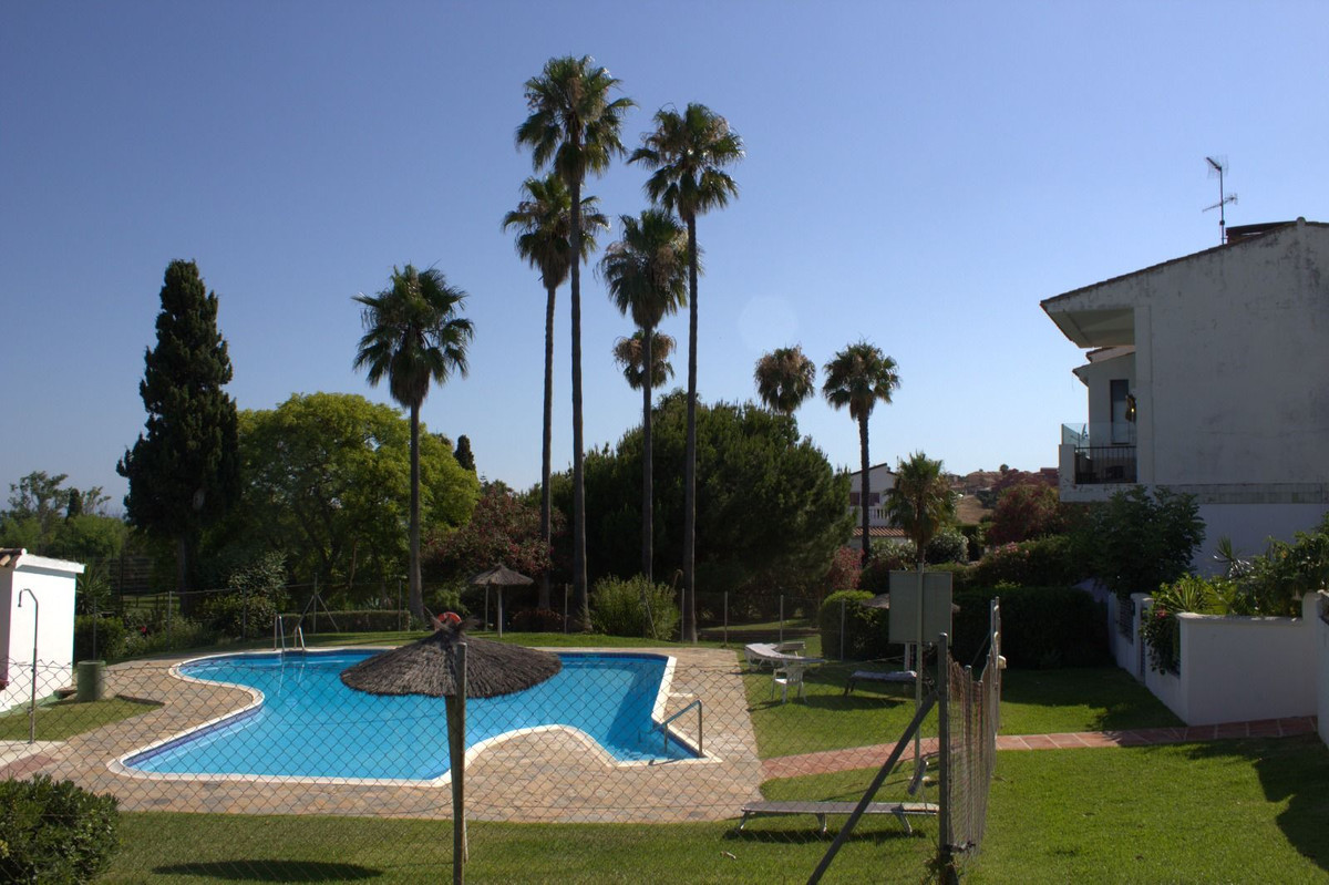 Appartement te koop in Estepona | 4 slaapkamers H5104891