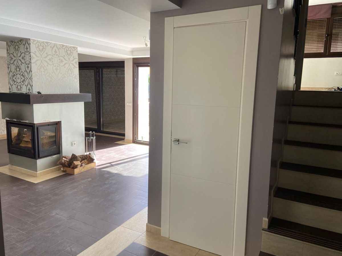Appartement te koop in Estepona | 4 slaapkamers H5104891