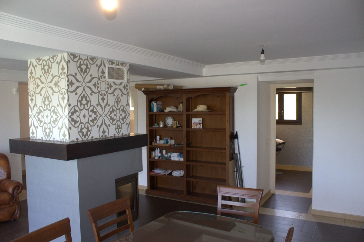Appartement te koop in Estepona | 4 slaapkamers H5104891