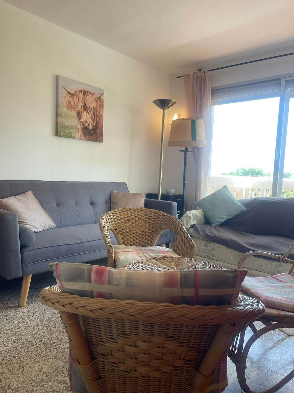 Apartment for sale in Estepona | 3 bedrooms H5105026