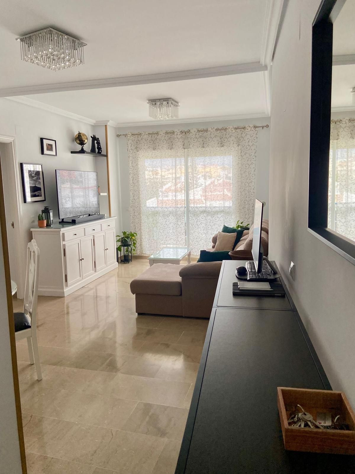 Appartement te koop in Estepona | 1 slaapkamers H5106028