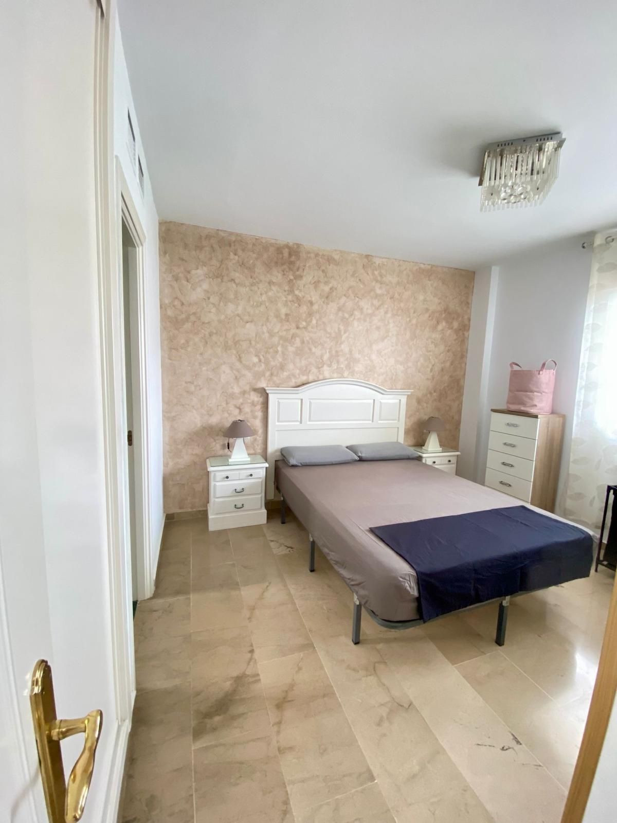 Appartement te koop in Estepona | 1 slaapkamers H5106028