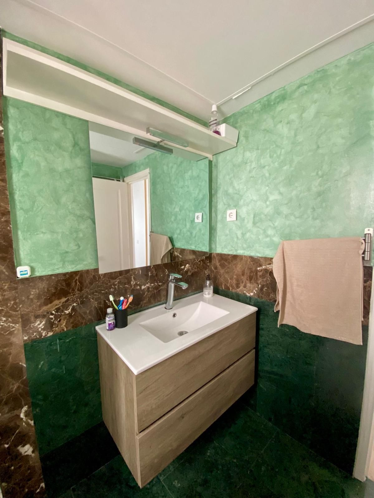 Appartement te koop in Estepona | 1 slaapkamers H5106028