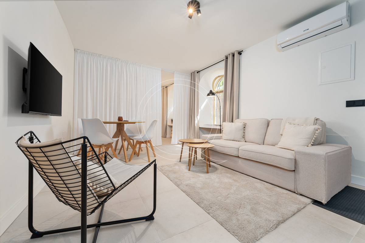 Appartement te koop in Estepona | 2 slaapkamers H5106040
