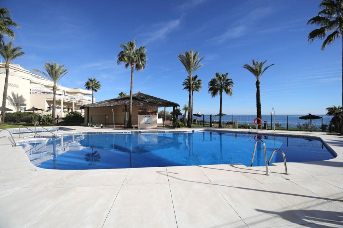 Appartement te koop in Estepona | 3 slaapkamers H5106127