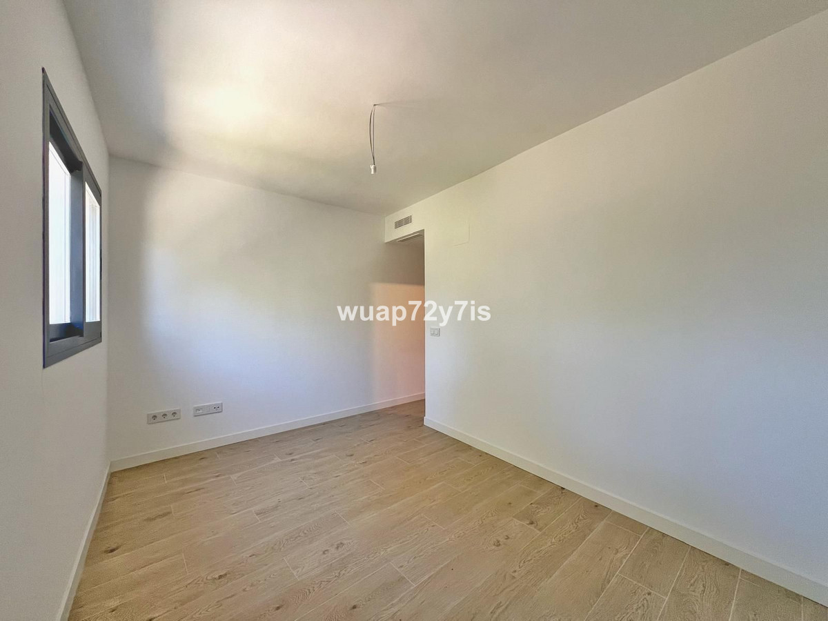 Appartement te koop in Estepona | 2 slaapkamers H5106505