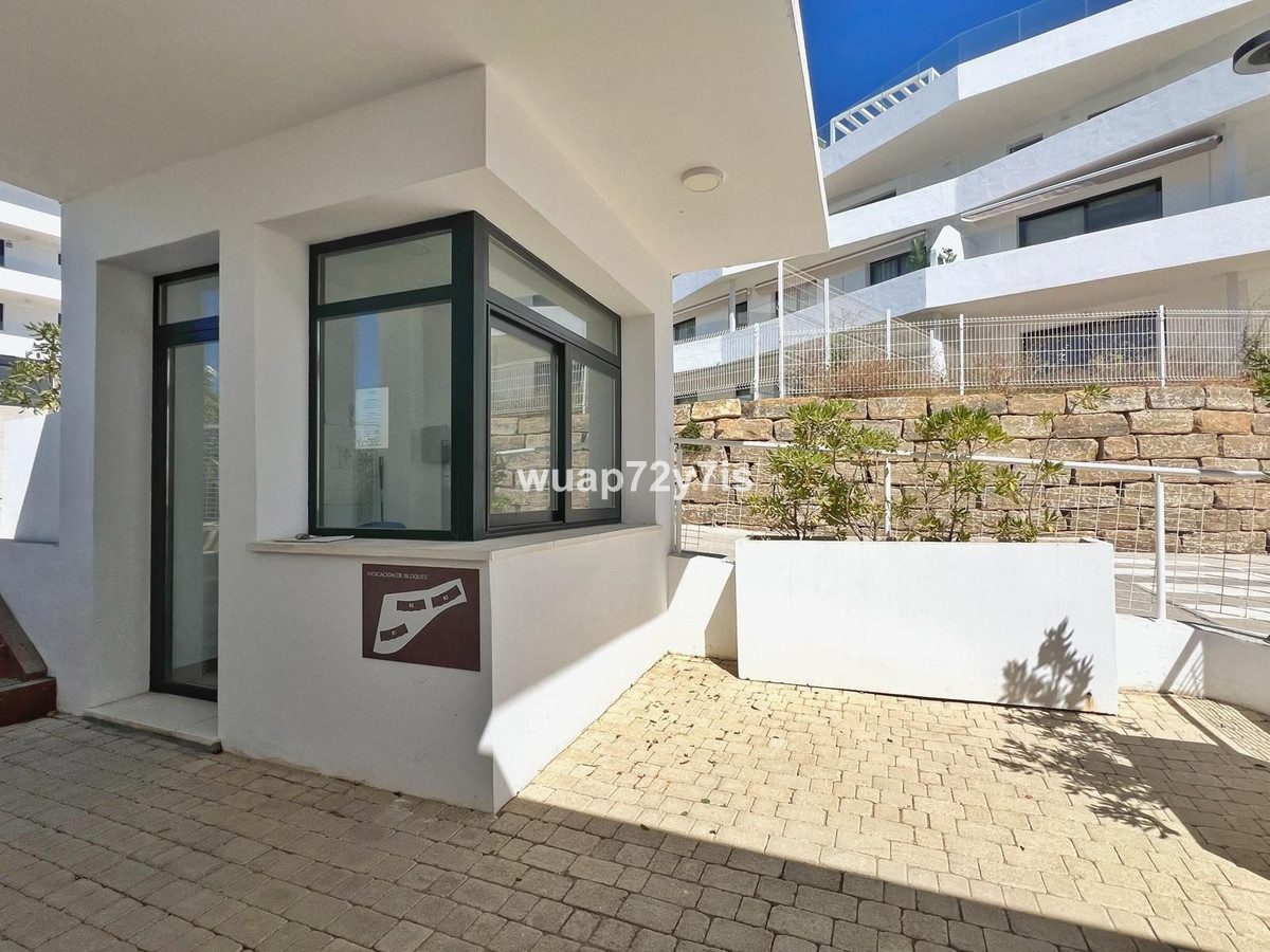Appartement te koop in Estepona | 2 slaapkamers H5106505