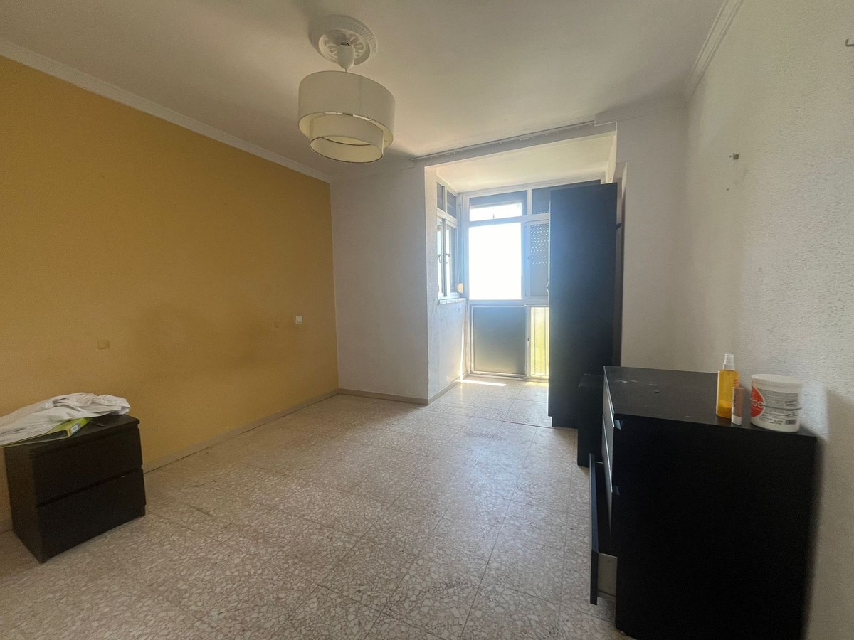 Appartement te koop in Estepona | 4 slaapkamers H5106772