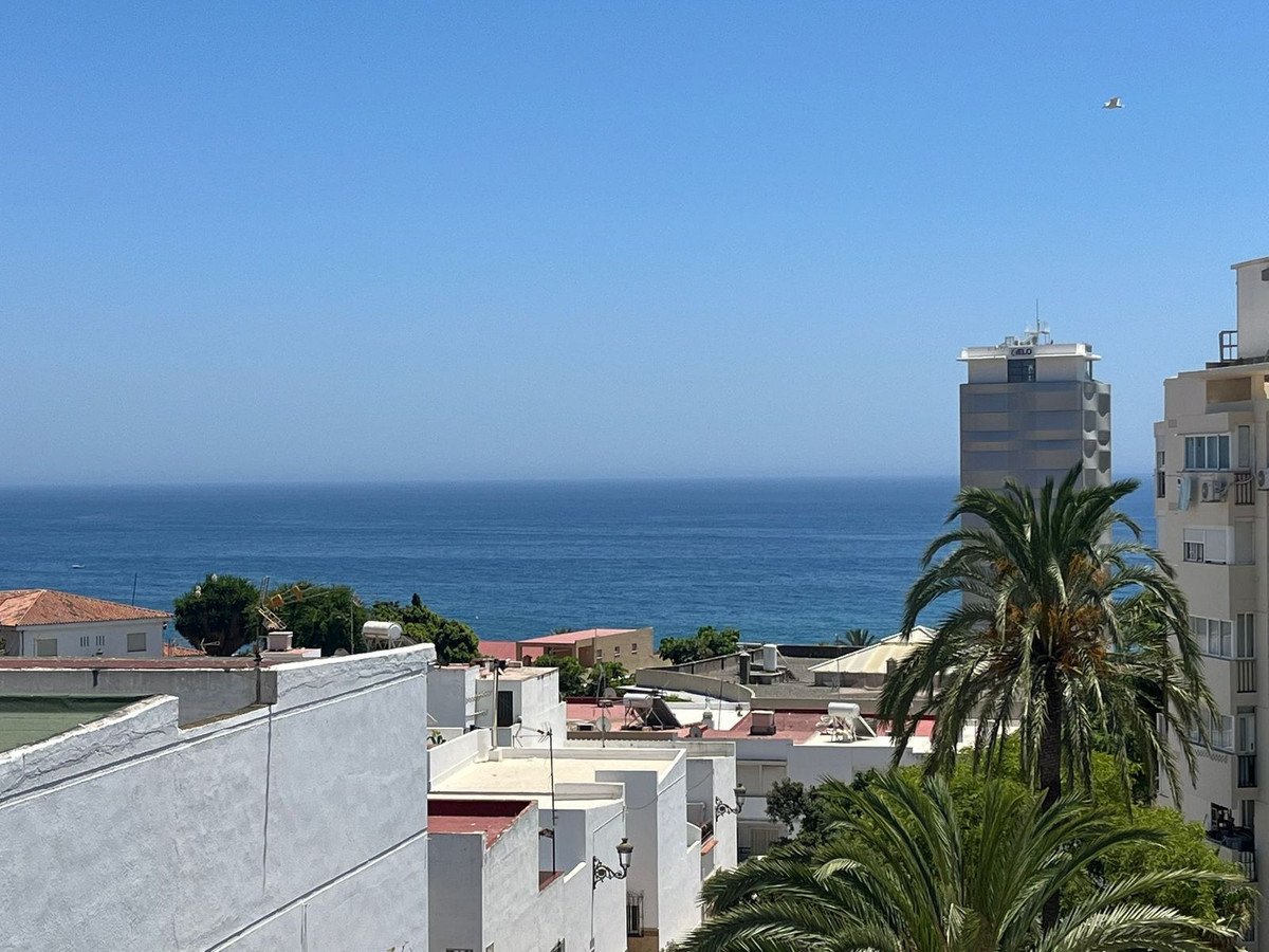 Appartement te koop in Estepona | 4 slaapkamers H5106772
