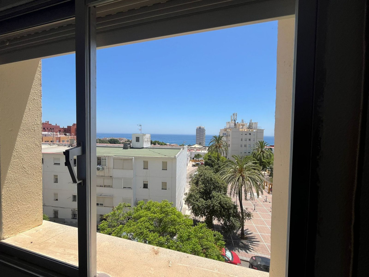 Appartement te koop in Estepona | 4 slaapkamers H5106772