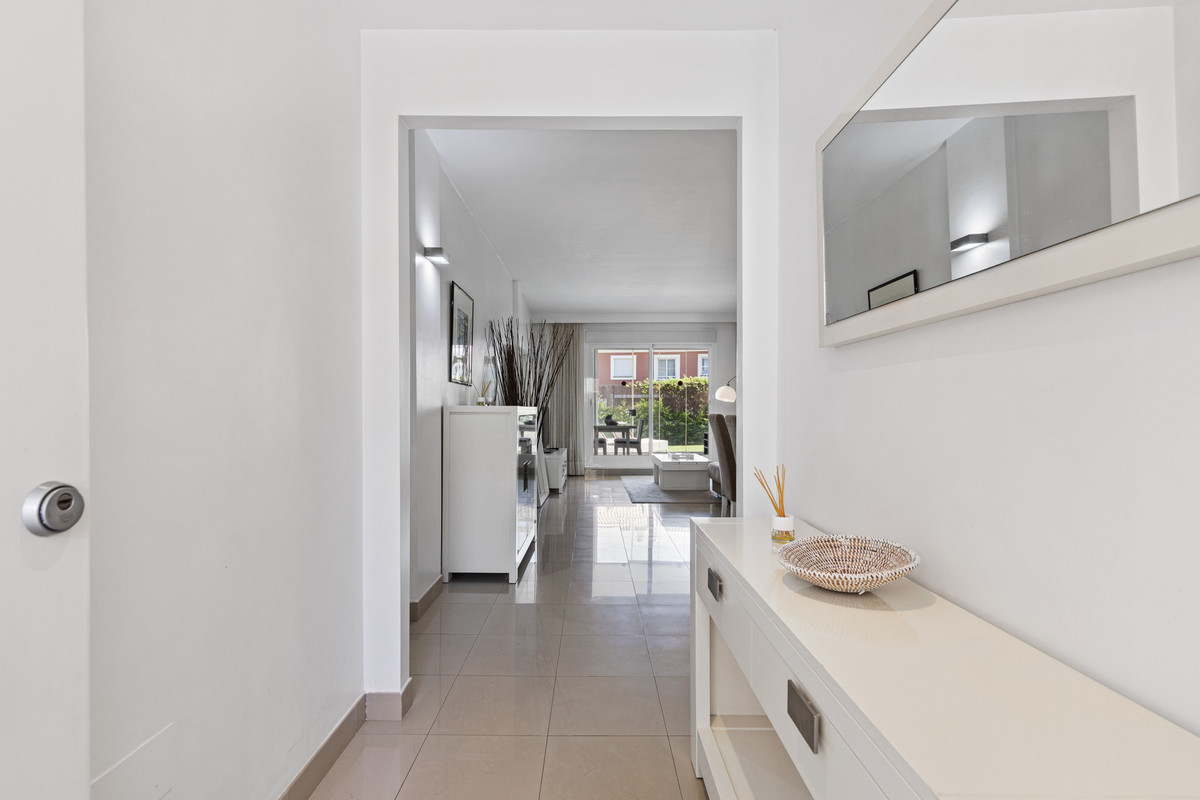 Appartement te koop in Estepona | 2 slaapkamers H5107054