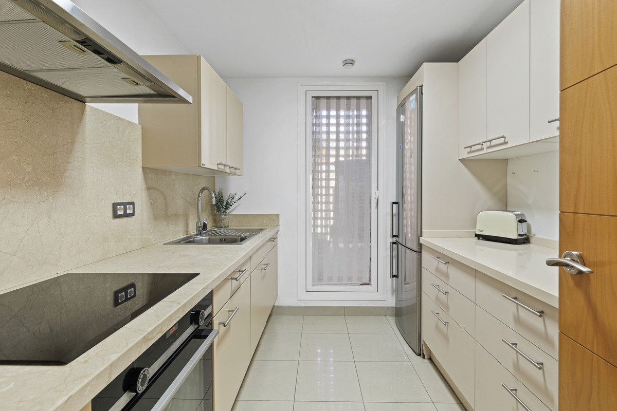 Appartement te koop in Estepona | 2 slaapkamers H5107054