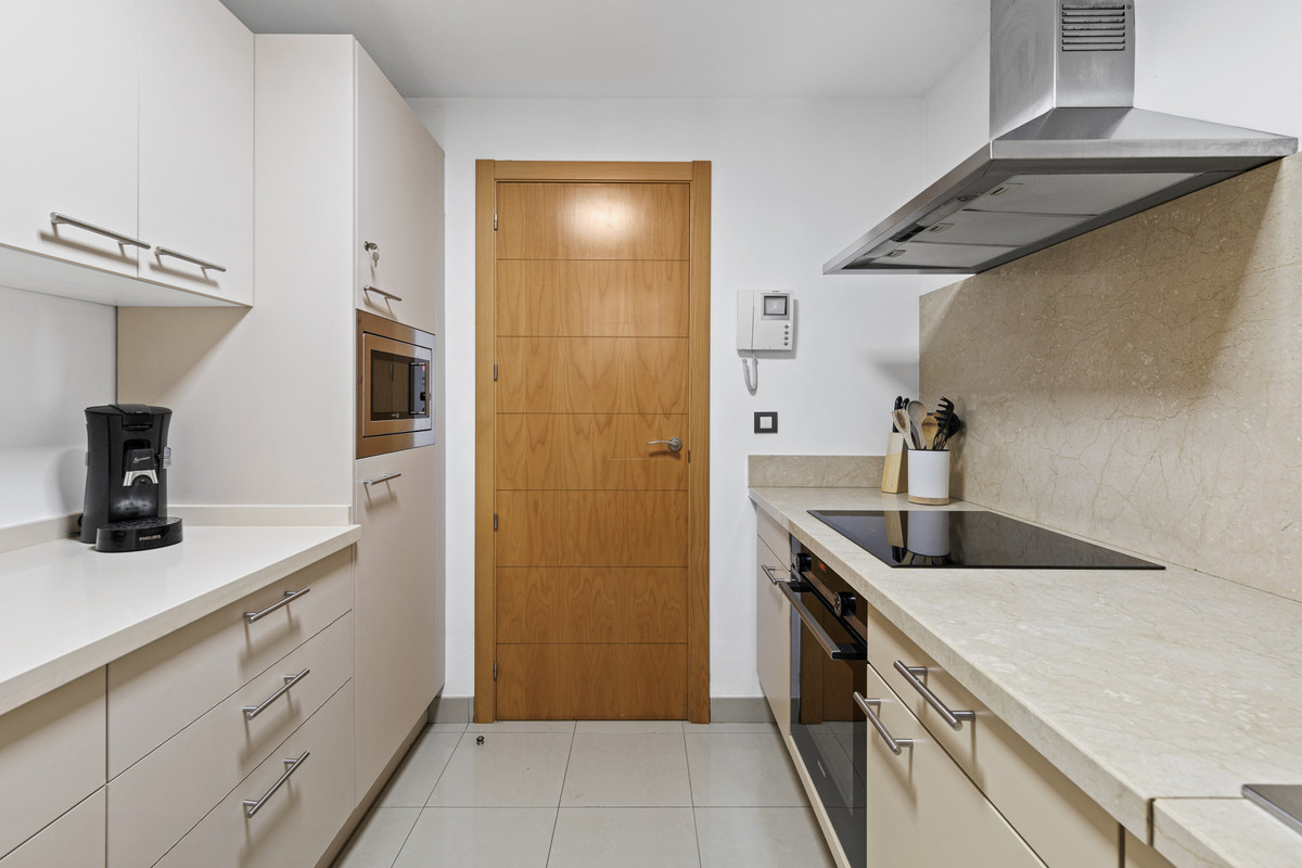 Appartement te koop in Estepona | 2 slaapkamers H5107054