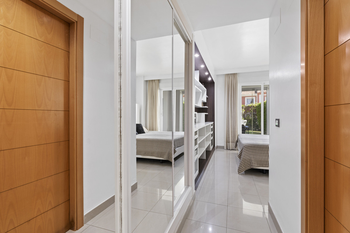 Appartement te koop in Estepona | 2 slaapkamers H5107054