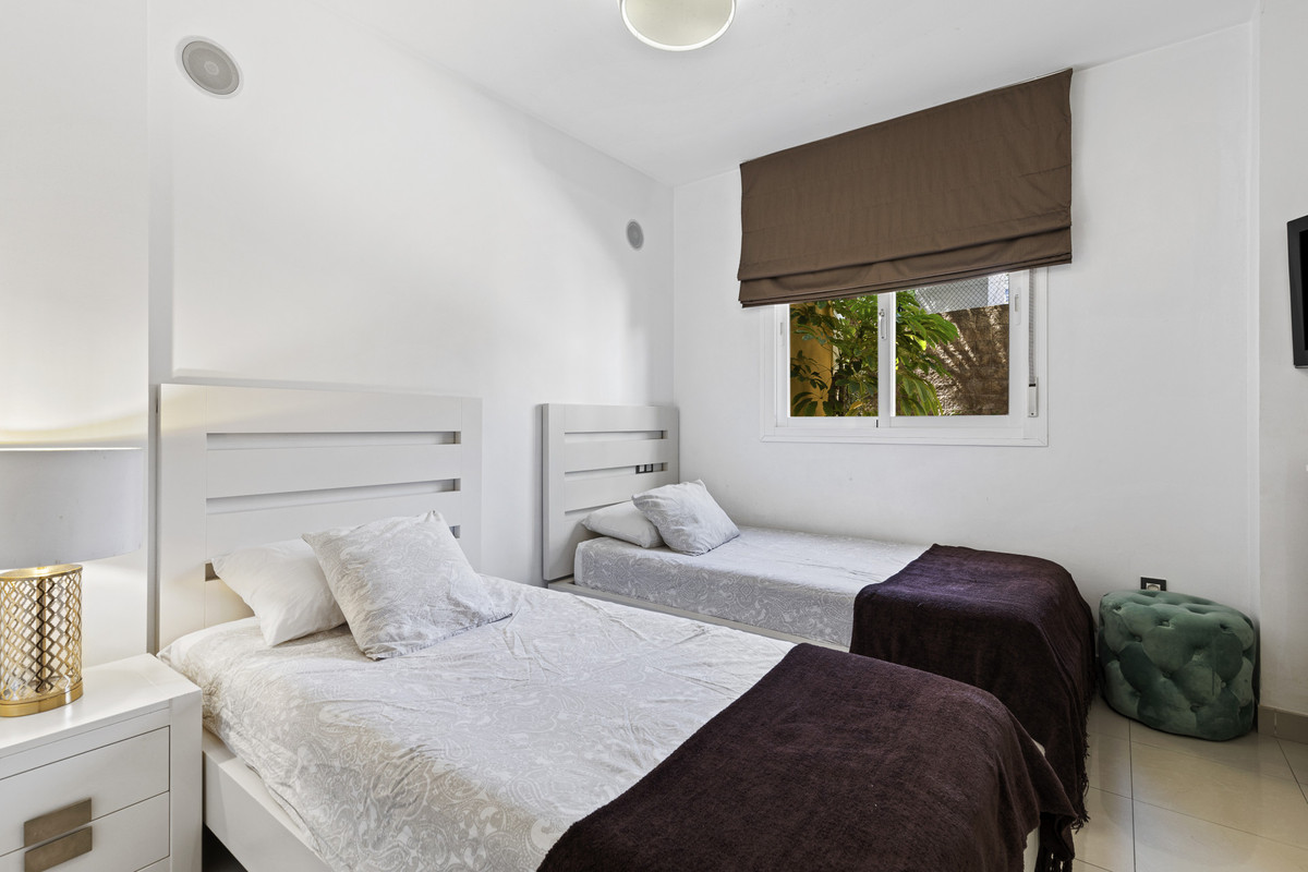 Appartement te koop in Estepona | 2 slaapkamers H5107054