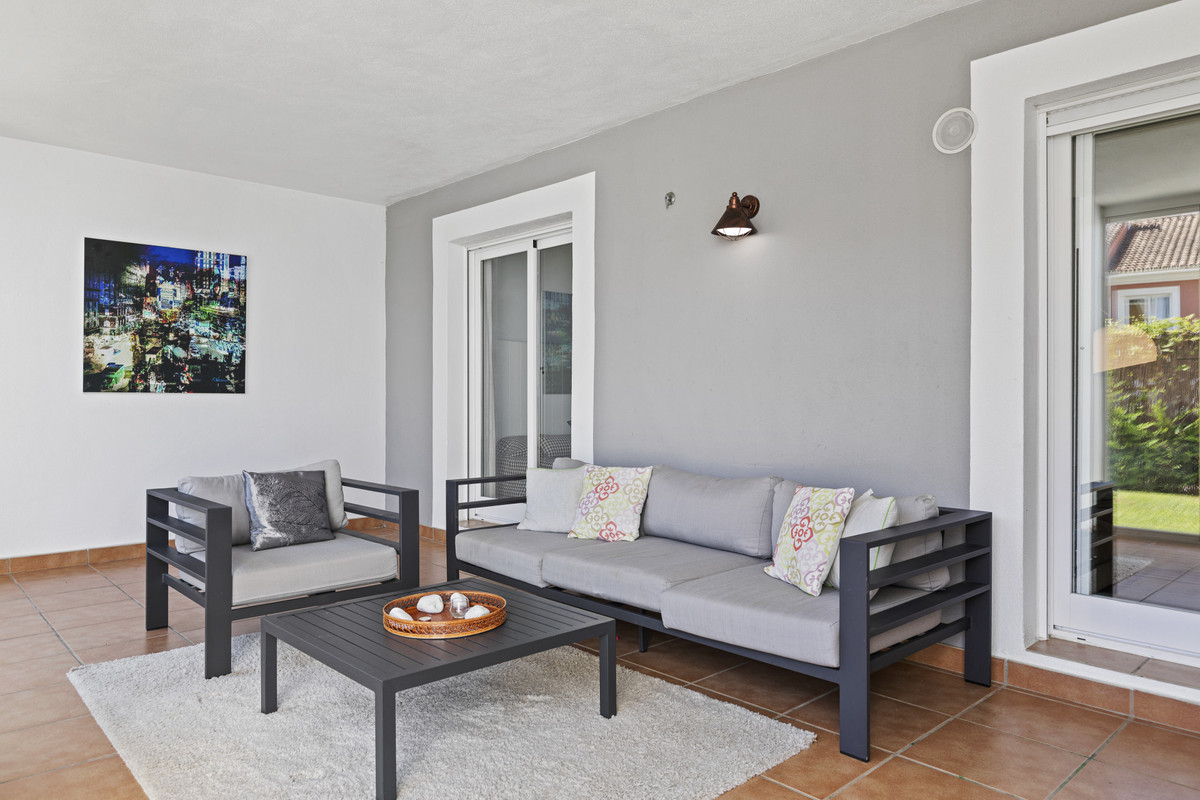 Appartement te koop in Estepona | 2 slaapkamers H5107054