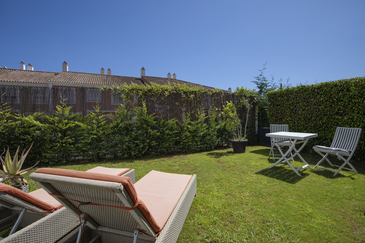 Appartement te koop in Estepona | 2 slaapkamers H5107054