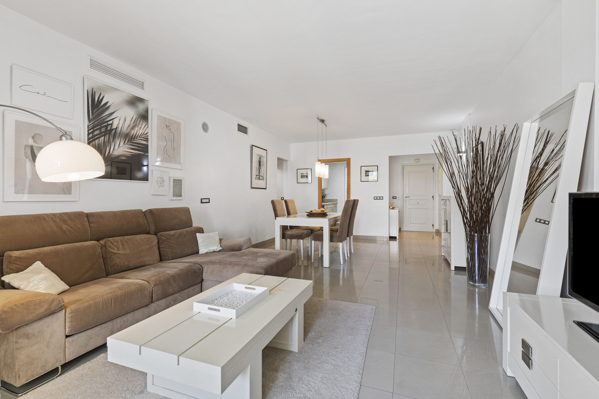 Appartement te koop in Estepona | 2 slaapkamers H5107054