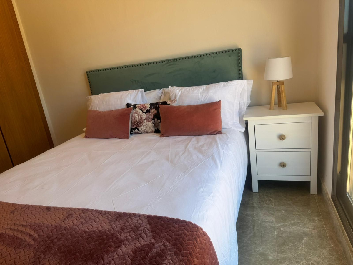 Appartement te koop in Estepona | 2 slaapkamers H5107342