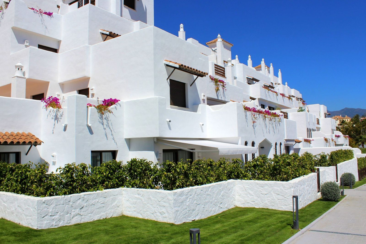 Appartement te koop in Estepona | 2 slaapkamers H5107342