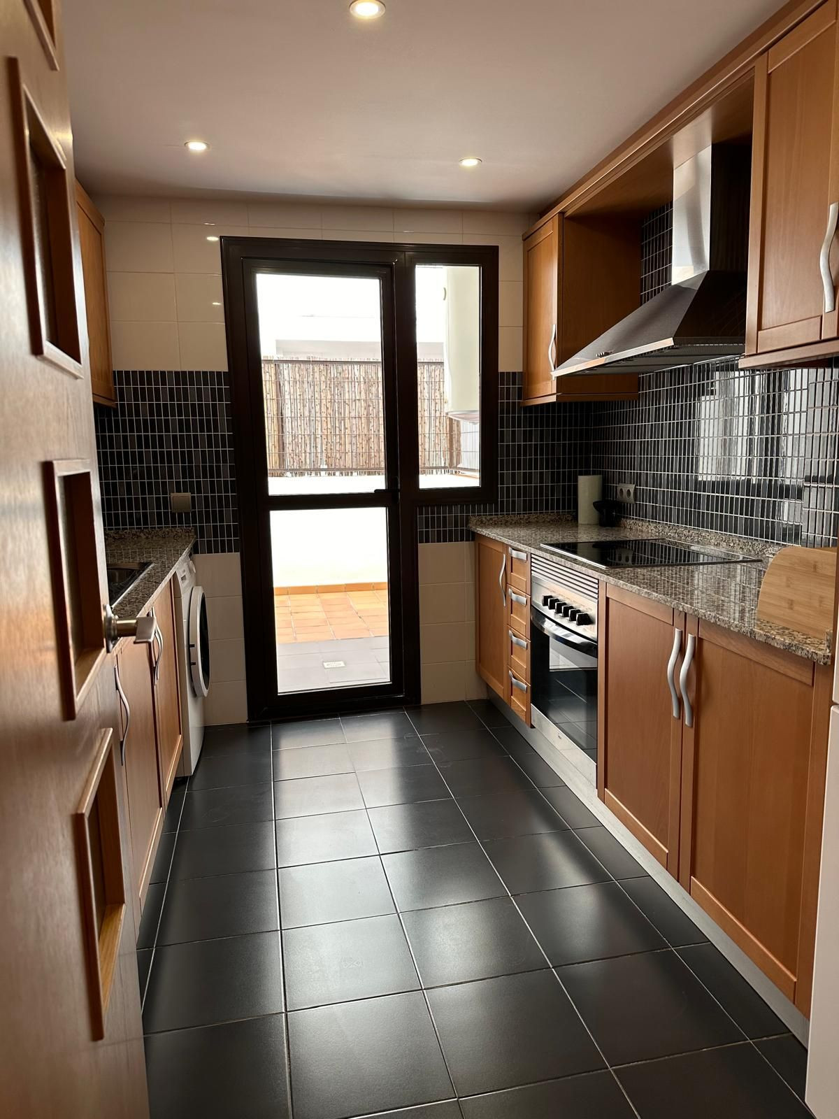 Appartement te koop in Estepona | 2 slaapkamers H5107342