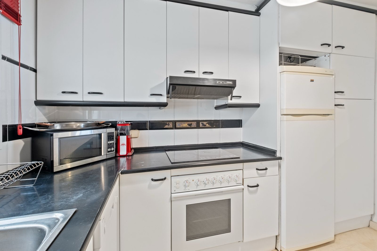 Appartement te koop in Estepona | 2 slaapkamers H5108536