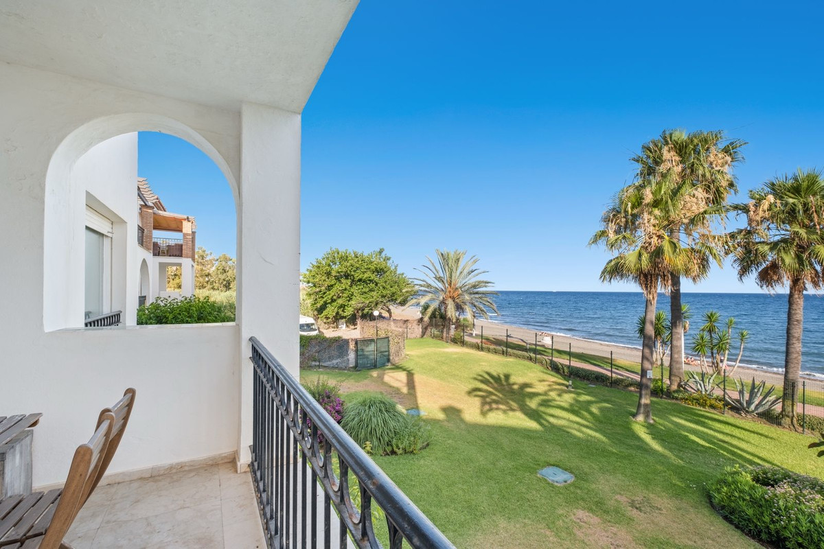 Appartement te koop in Estepona | 2 slaapkamers H5108536