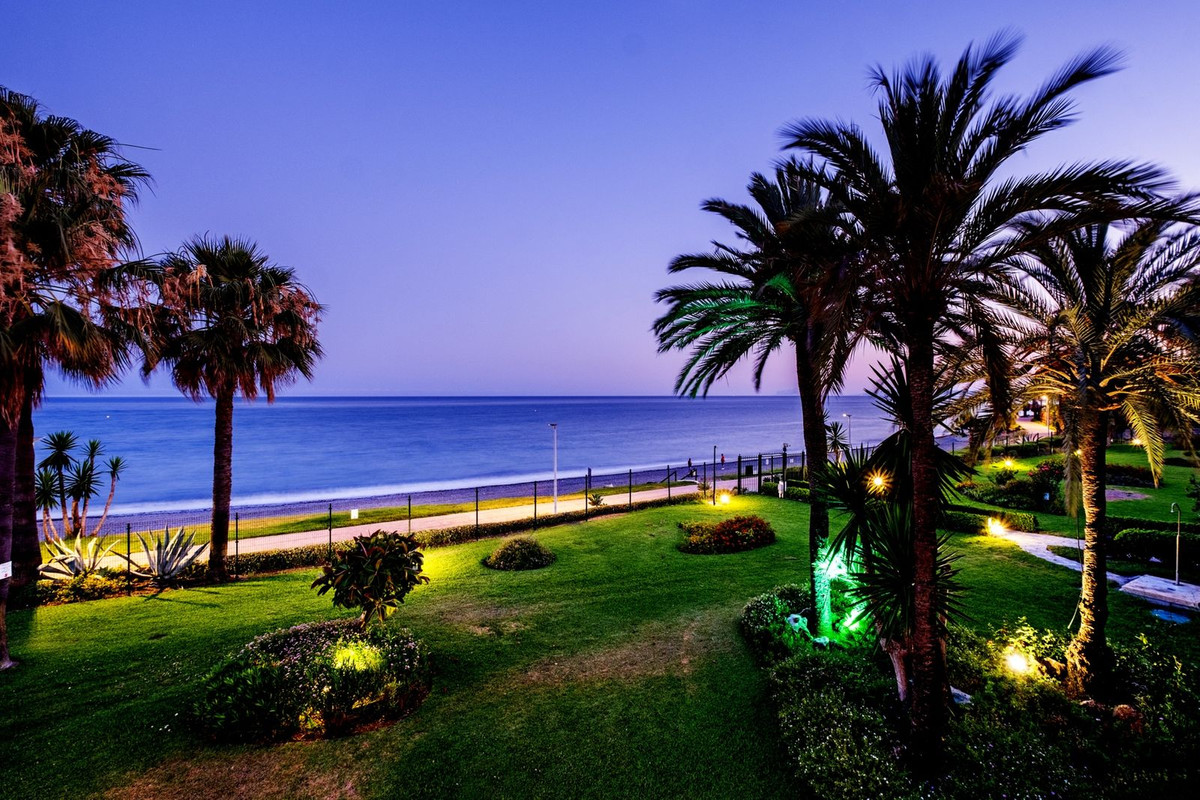 Appartement te koop in Estepona | 2 slaapkamers H5108536