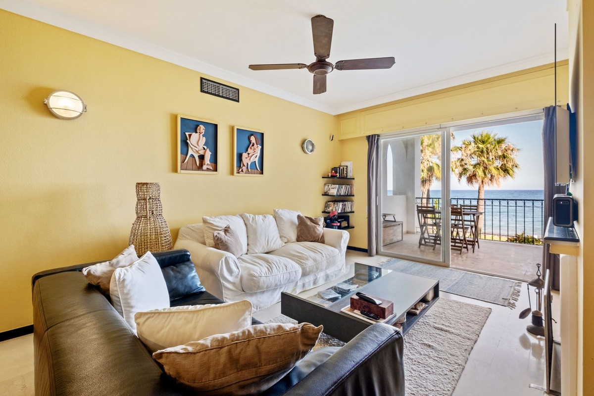 Appartement te koop in Estepona | 2 slaapkamers H5108536