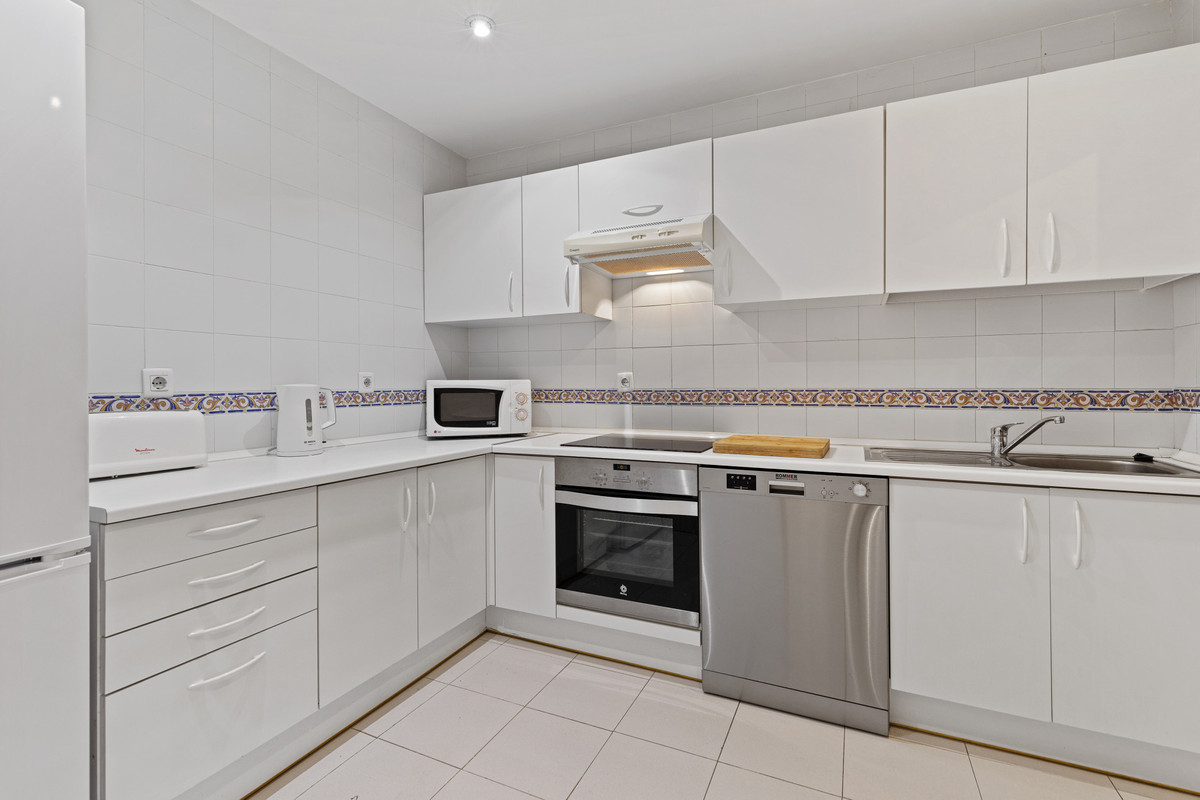 Appartement te koop in Estepona | 2 slaapkamers H5108974