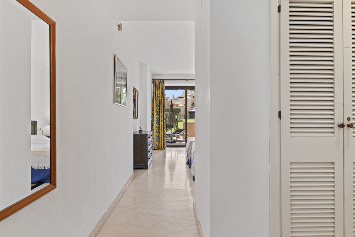 Appartement te koop in Estepona | 2 slaapkamers H5108974
