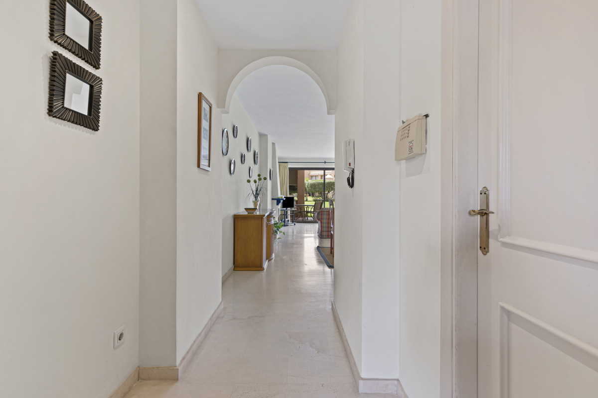 Appartement te koop in Estepona | 2 slaapkamers H5108974