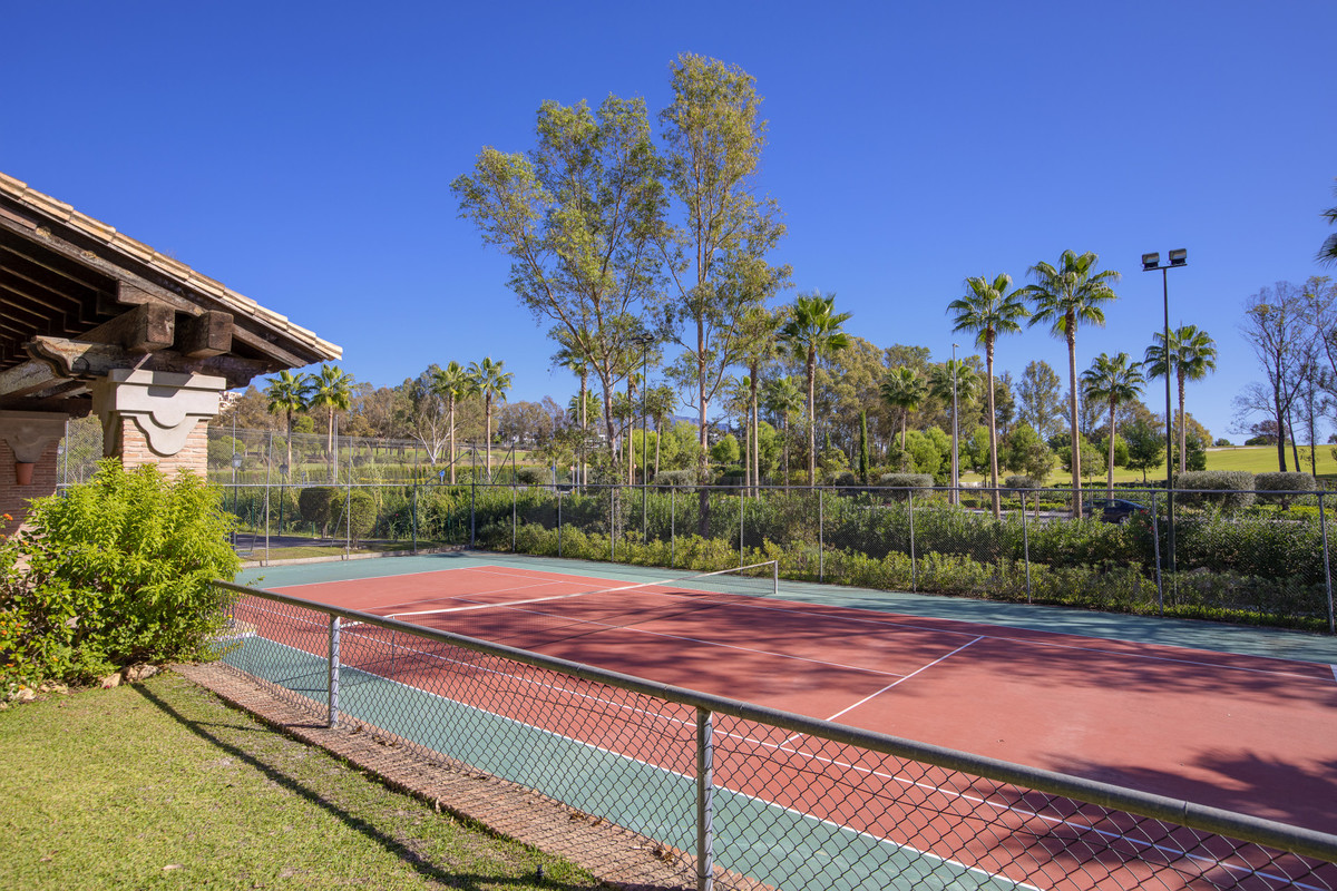 Appartement te koop in Estepona | 2 slaapkamers H5108974