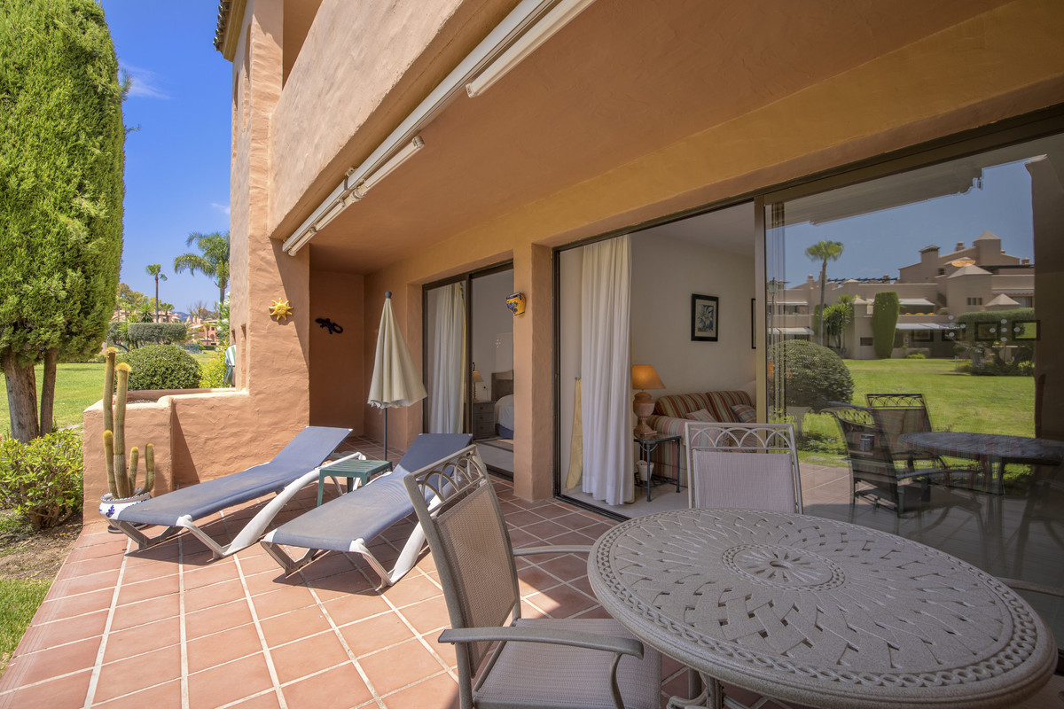 Appartement te koop in Estepona | 2 slaapkamers H5108974