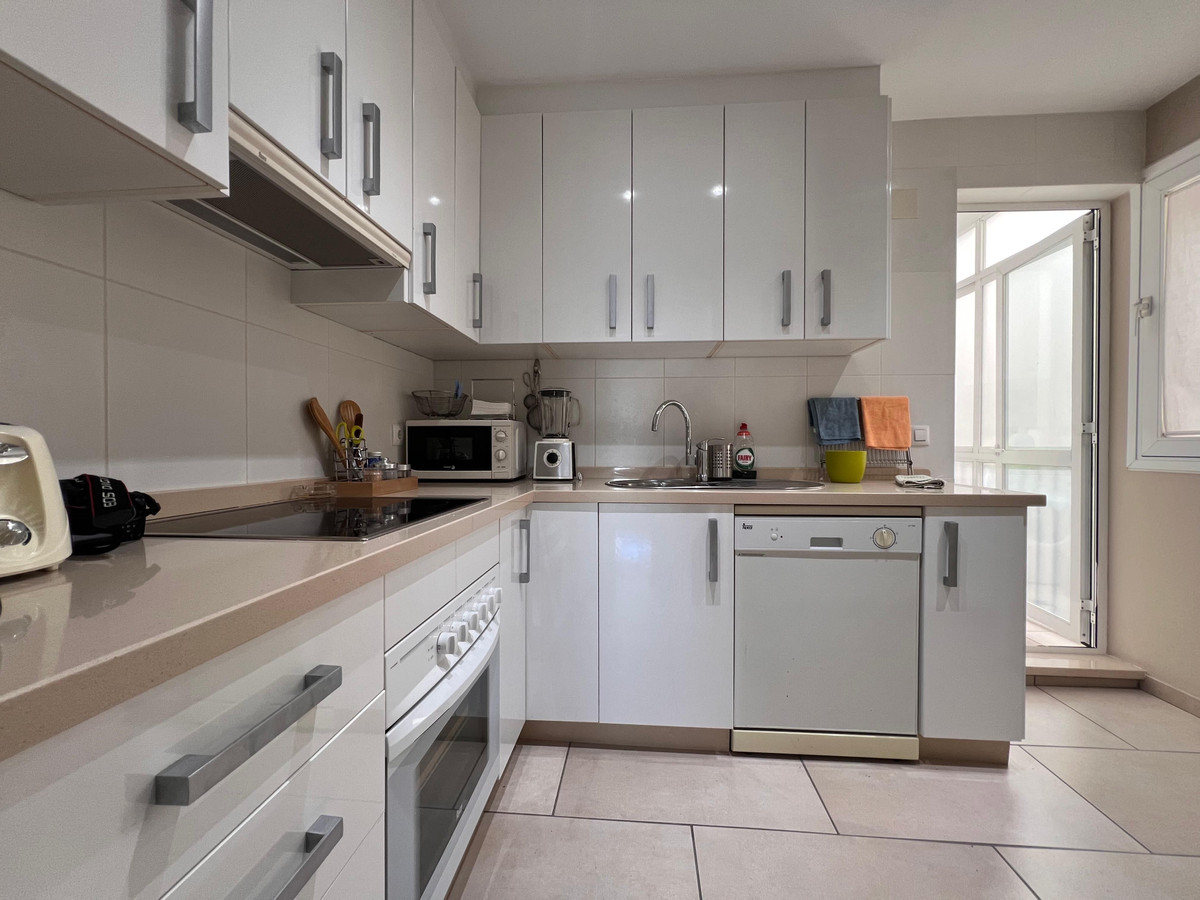 Appartement te koop in Estepona | 2 slaapkamers H5109172