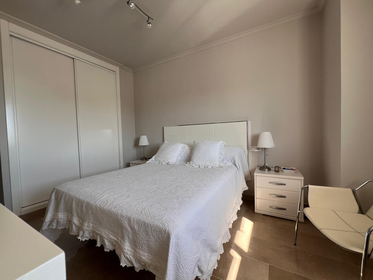 Appartement te koop in Estepona | 2 slaapkamers H5109172