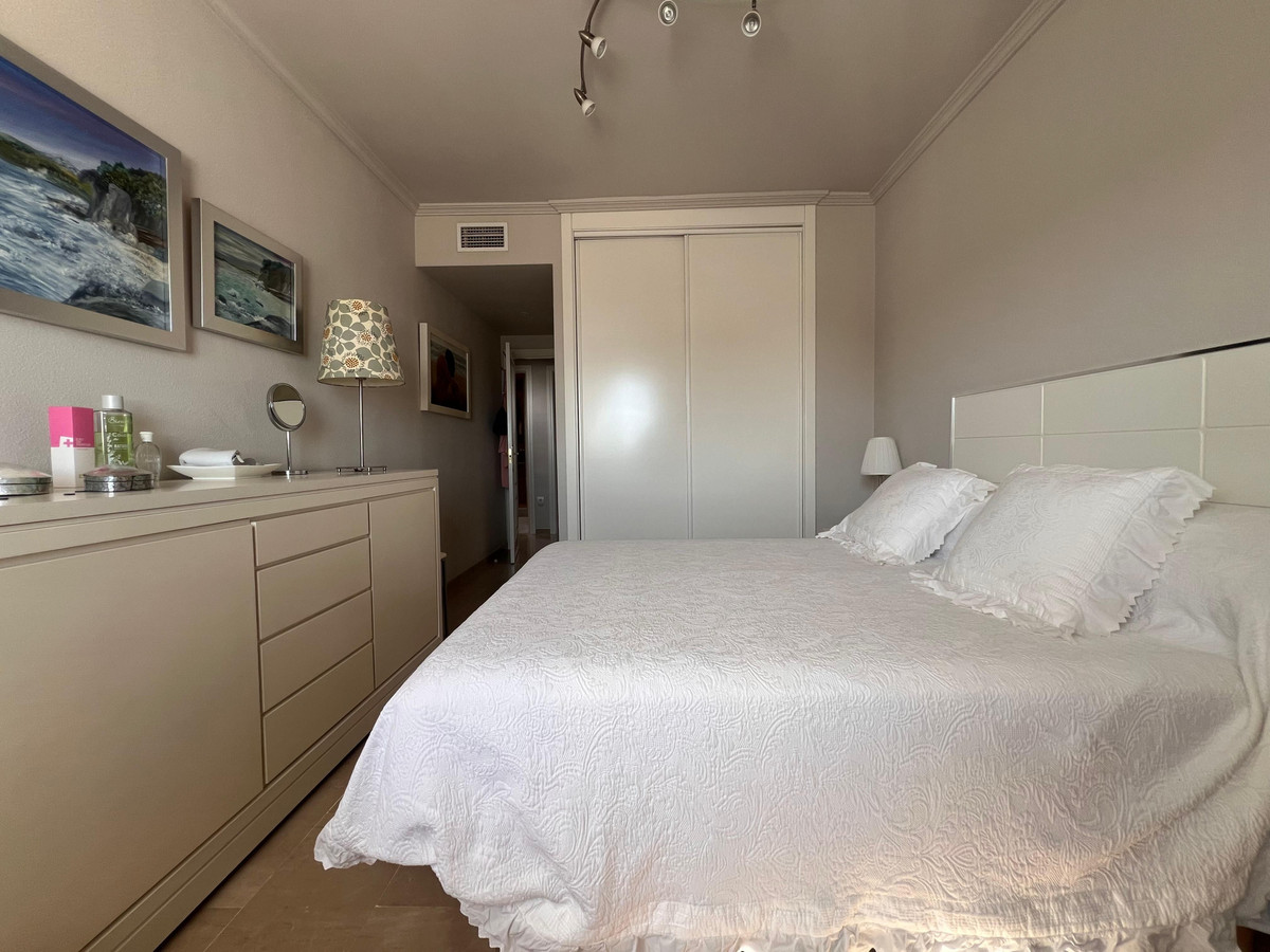 Appartement te koop in Estepona | 2 slaapkamers H5109172