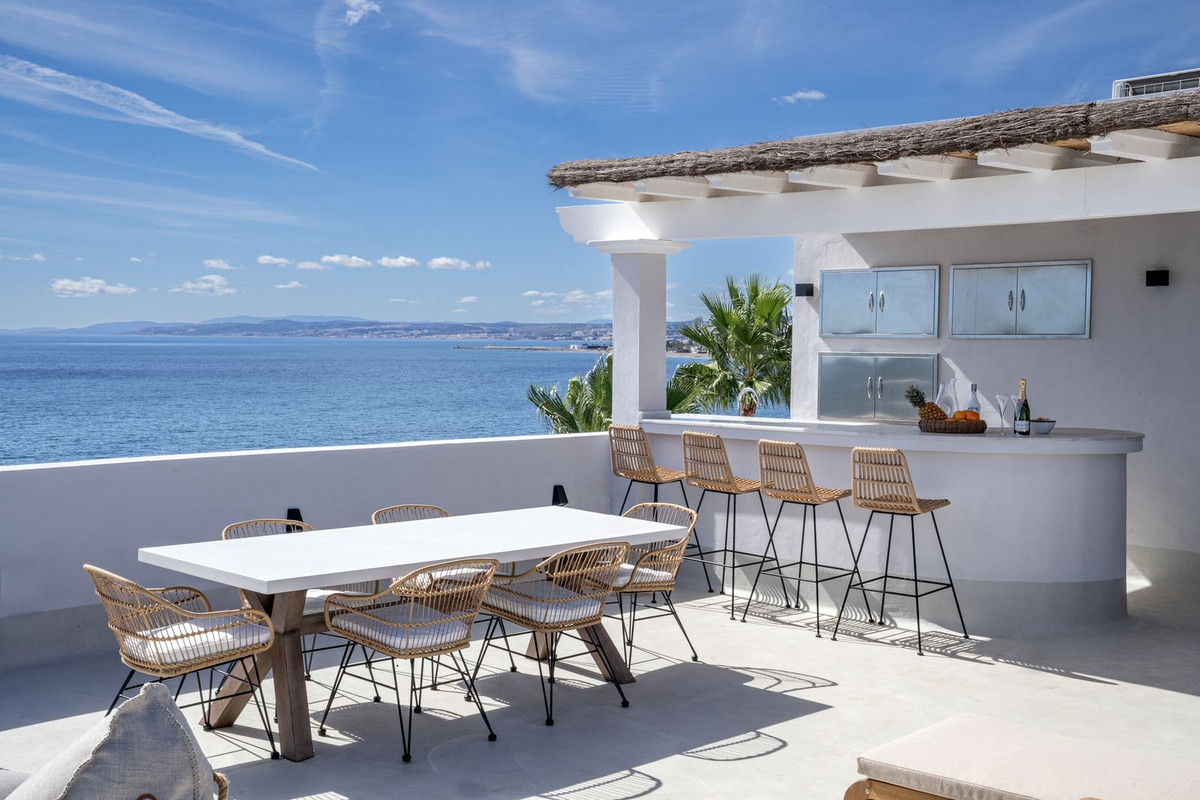 Penthouse te koop in Estepona | 2 slaapkamers H5109568