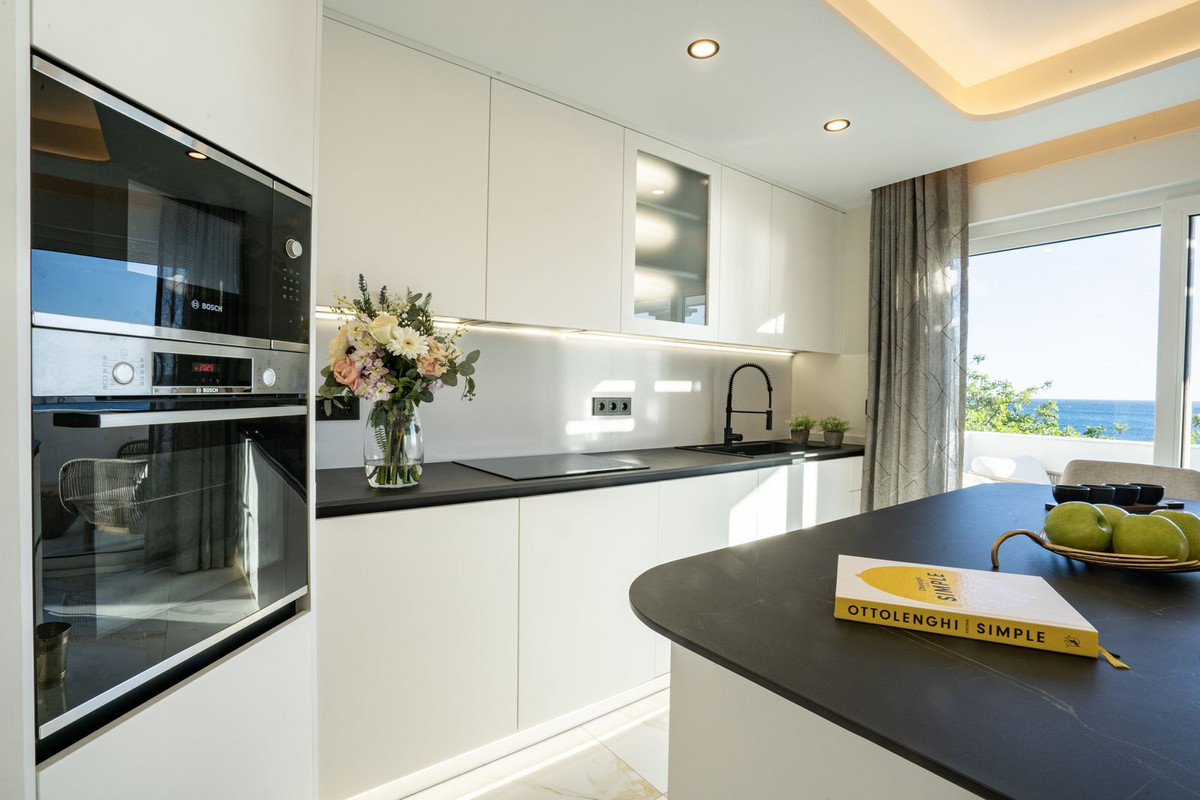 Penthouse te koop in Estepona | 2 slaapkamers H5109568