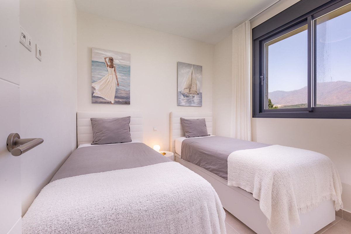 Appartement te koop in Estepona | 3 slaapkamers H5109865