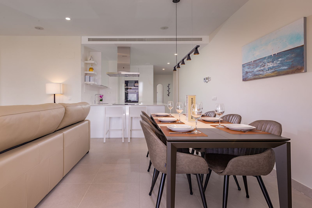 Appartement te koop in Estepona | 3 slaapkamers H5109865