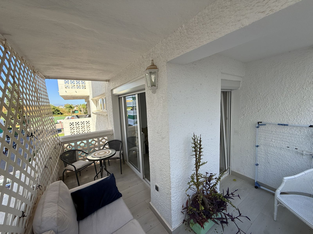 Appartement te koop in Estepona | 3 slaapkamers H5110606