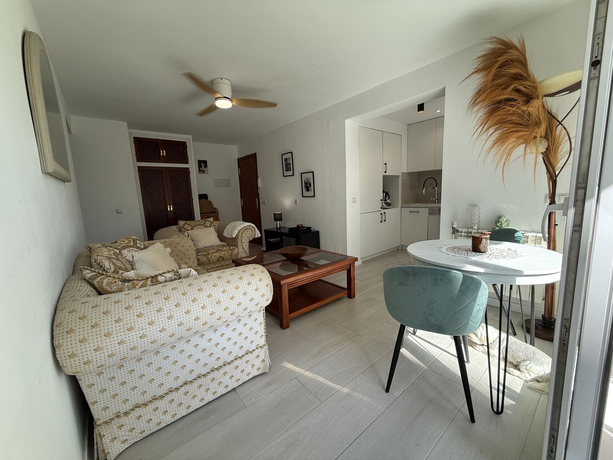 Appartement te koop in Estepona | 3 slaapkamers H5110606